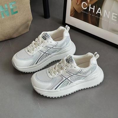 Chaussures Forrest Gump pour femmes en maille respirante polyvalente à semelle épaisse modèles printemps et été 2025 à succès couleurs assorties sport et loisirs à semelle épaisse