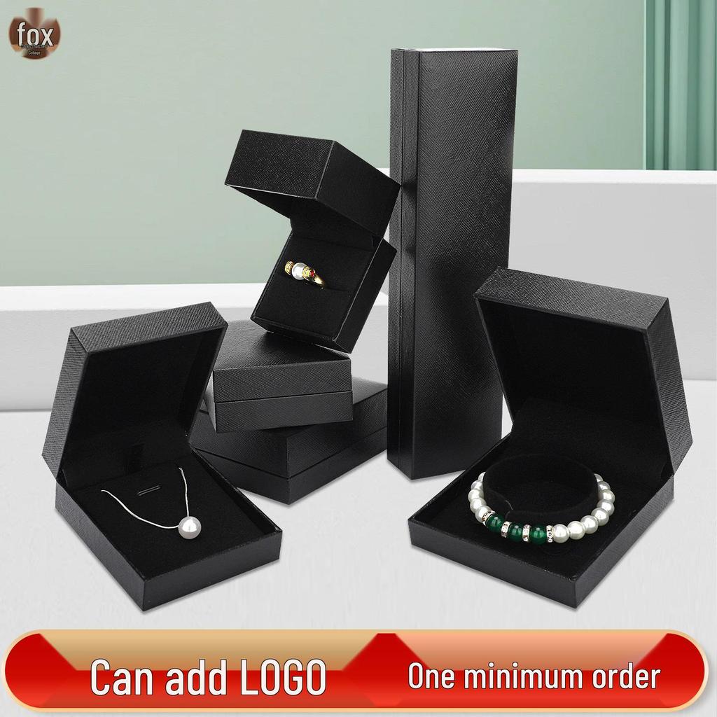 Black Plaid Right-Angle Jewelry Storage Box for Rings, Pendants, Bracelets, and Necklaces.