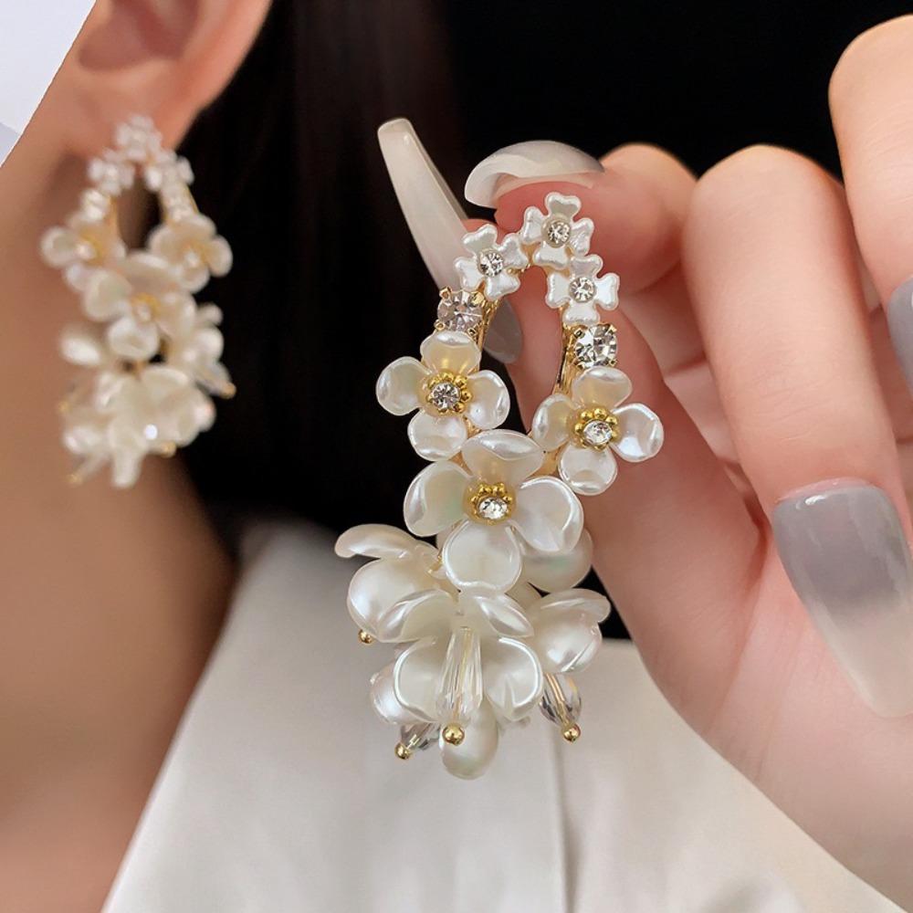 Sweet Beach Earrings Exaggerated Petals Stud Earrings Flower Dangle Earrings  Ladies/Girls