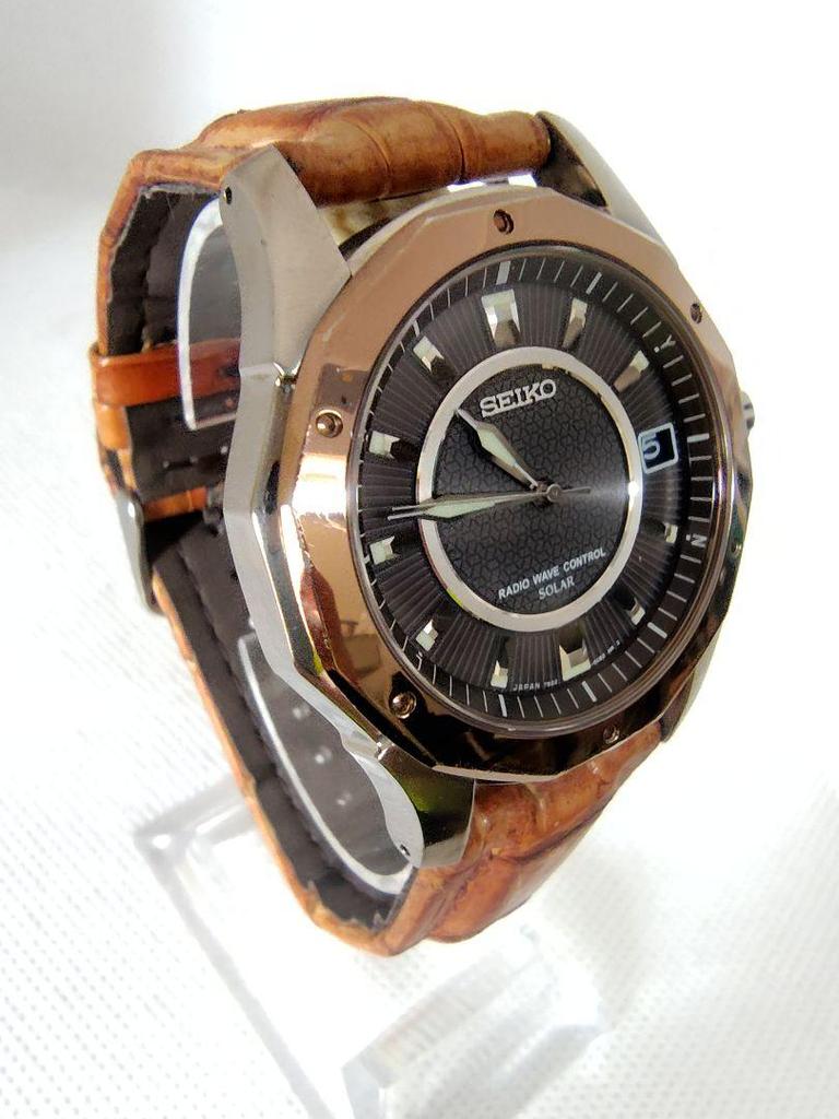[USED] Seiko Brightz Titanium 7B22-0BG0 Radio Solar Watch