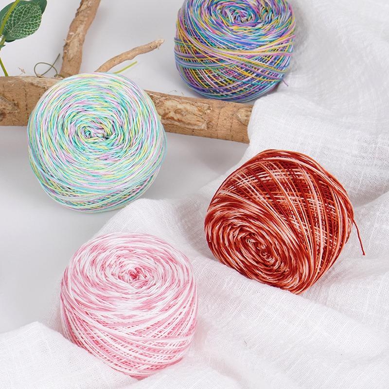 50g/Rotolo Filato di Cotone in Pizzo per Torta per Uncinetto & Maglia Fatto a Mano Fai da Te Morbido Caldo Filato Colorato a Gradiente Filo Materiali per Maglioni