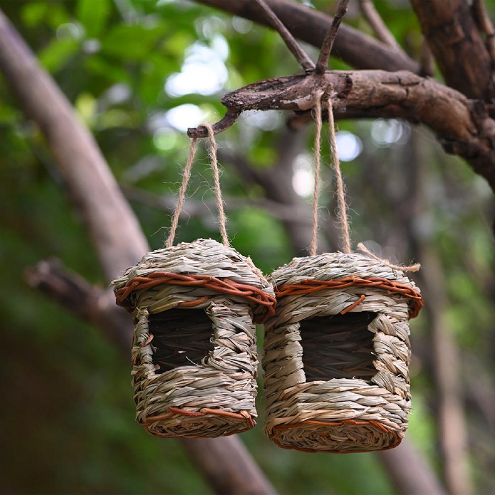 Hand Woven Bird Nest Made of Pennisetum Purpureum, Natural Grass Bird Cage, Pet & Garden Decorative Ornament