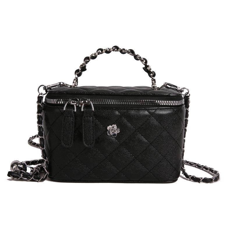 Trendy Women's Diamond Pattern Crossbody Bag - High-Quality Embroidery, Chain Shoulder Strap, Small Square Design