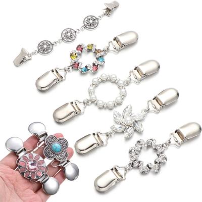 Vintage Cardigan Duck DIY Clip Pin Women Shawl Blouse Collar Sweater Scarf Clasp Charm Shiny Rhinestone Pin Gift for Ladies