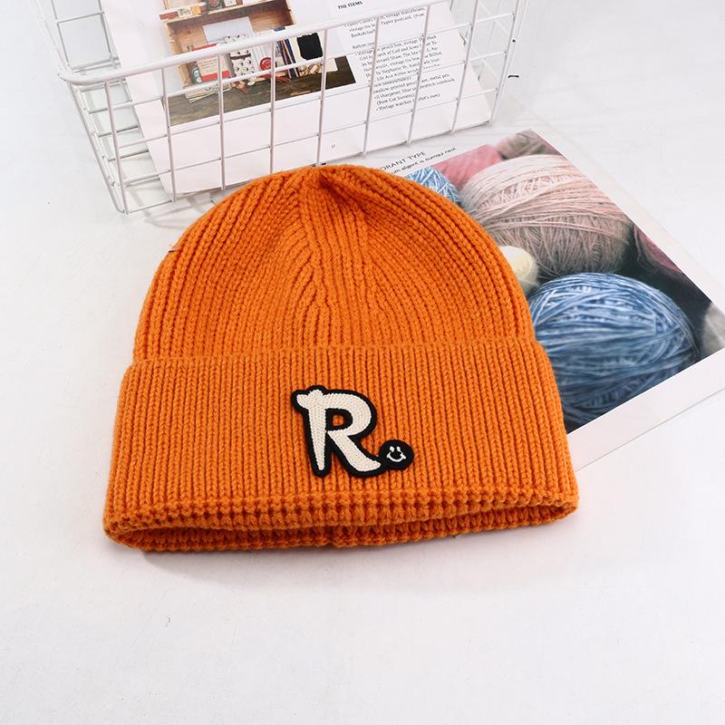 

Korean Version New Solid Color Letter Knitted Hat Autumn and Winter Casual Versatile Wool Hat Student Face Little Couple Hat Women M（56-58cm）