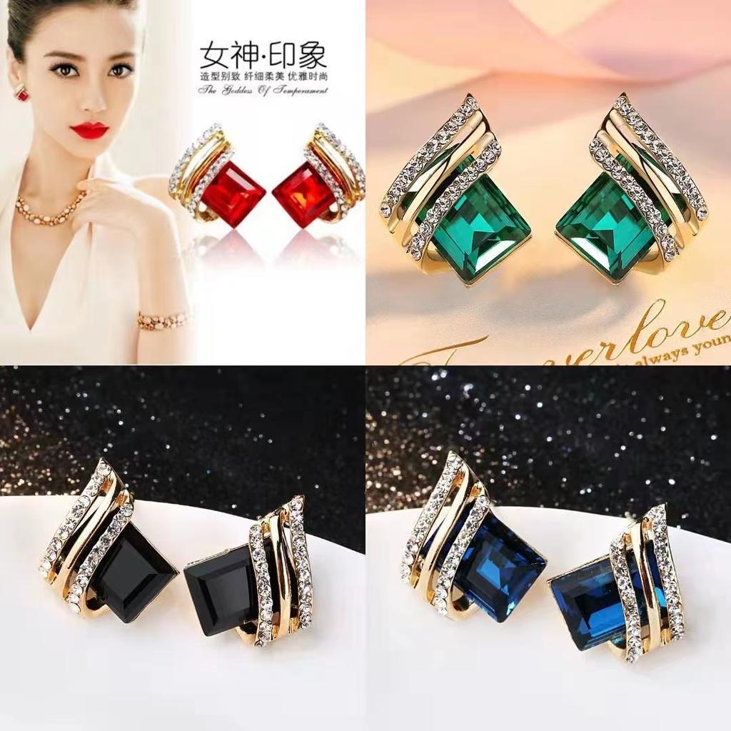 New Style Crystal Silver Needle Diamond Earrings Fashionable Temperament Decorative Stud Earrings for Women