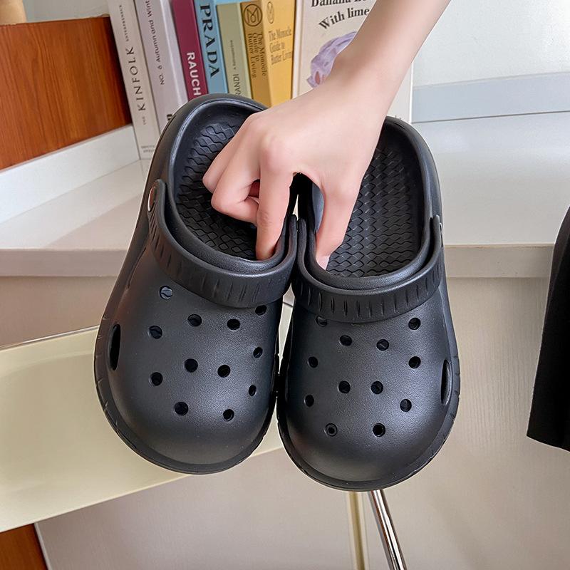 Simple Thick-soled Hole Shoes Women's Summer Wear Soft-soled Non-slip New Beach Bag Head Semi-cool Slippers Women