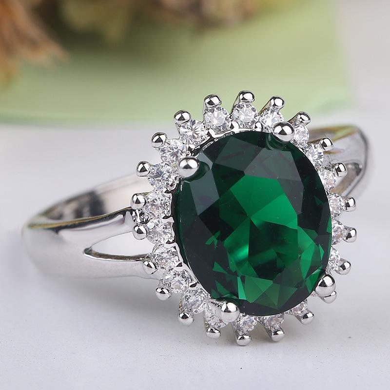 Year Round Ring Diamond Classic Fashion Women'S Zircon Wedding Green Crystal Jewelry