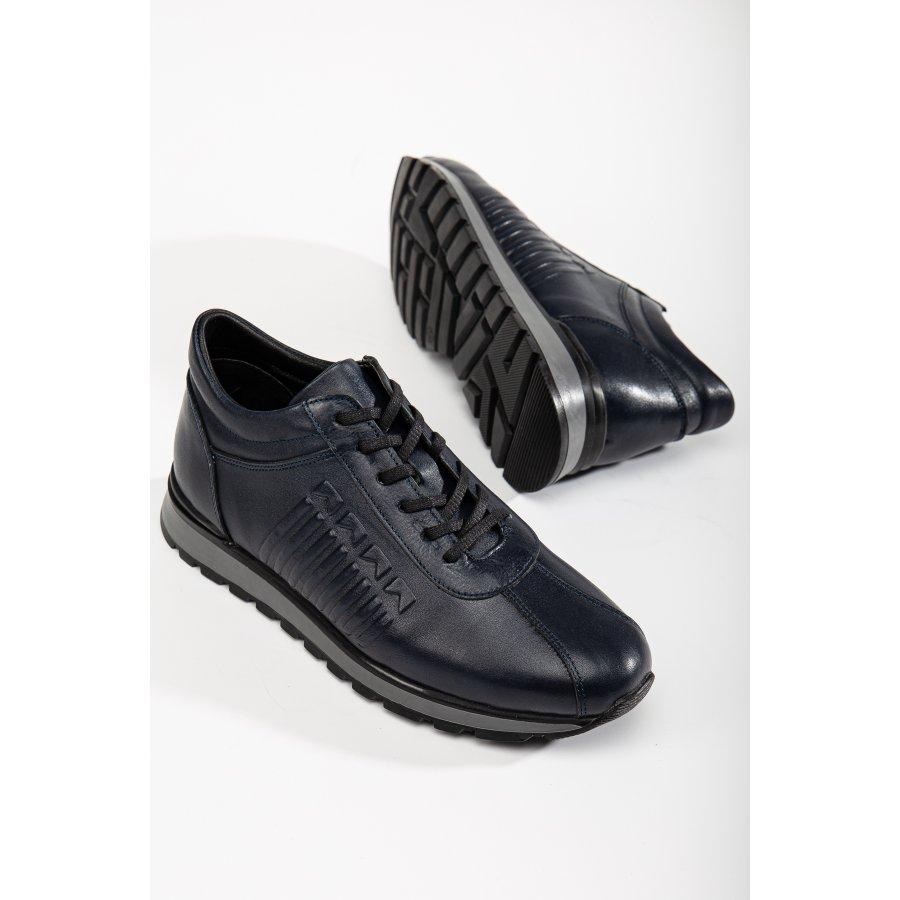 Men's Genuine Leather Casual Sports Shoes Sneakers