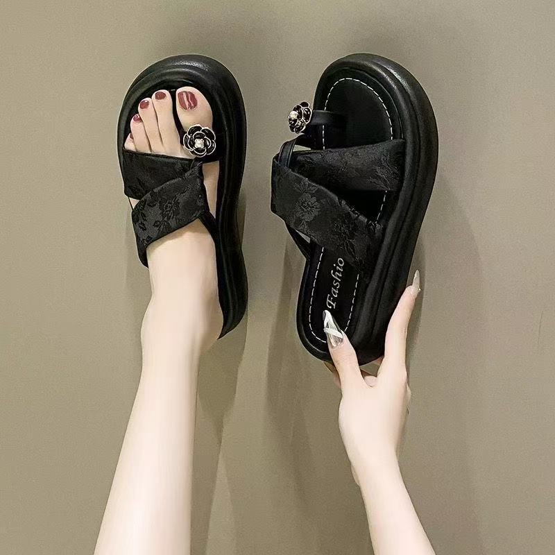 Daily casual sandals new gentle fashion versatile summer soft bottom non-slip one-word drag