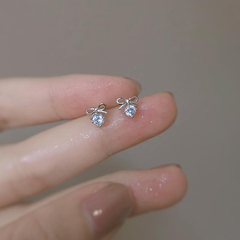 Delicate Three-dimensional Bow Earrings Female Fashion Small Earrings Tassel Earrings Niche Valentine's Day Simple Versatile Fashion Earrings Jewelry