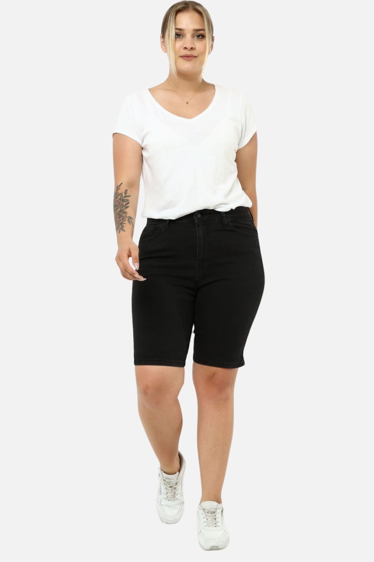 

Women s Fashion Big Size jeans High Waist Full Lycra Slimfit Jeans Shorts - XL