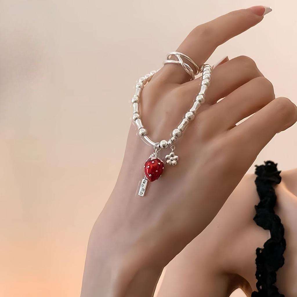 One Exquisite Strawberry Bracelet, Suitable for Parties/Valentine's Day/daily Wear, A Gift for Anniversaries and Special Occasions