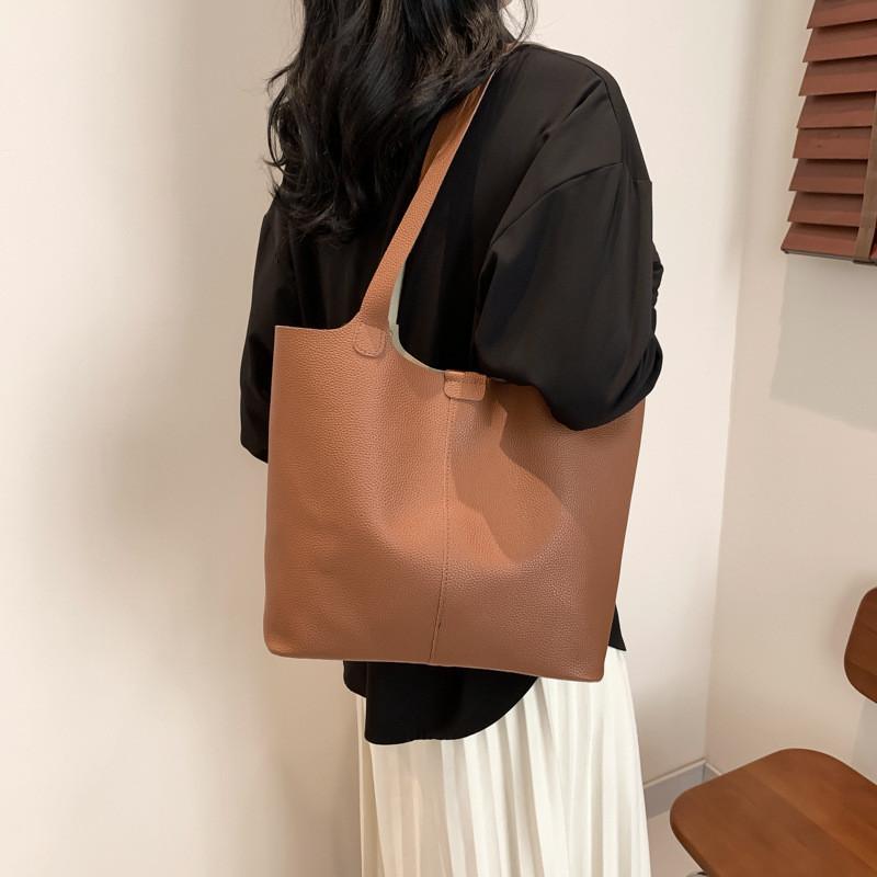 Wholesale Stylish Shoulder Bag Women's Bags 2024 Spring Trendy Pu Material Tote Bag