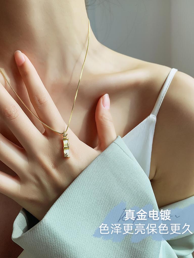 Bamboo Pendant Necklace Female Collarbone Chain, Trendy Cold Wind Neck Chain, Simple Temperament Design Necklace