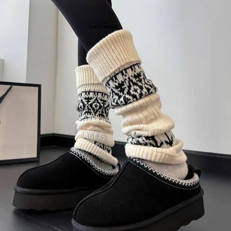 

Women s Autumn and Winter Warm and Thick Retro Grey Diamond-shaped Calf Leg Covers Pile Socks 1 pair бежевий