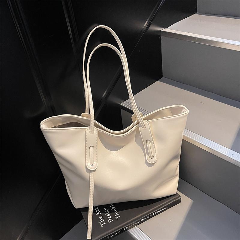 Large Capacity Tote Bag with Dual Handles Stylish Women's Shoulder Bag for Work Shopping and Everyday Use