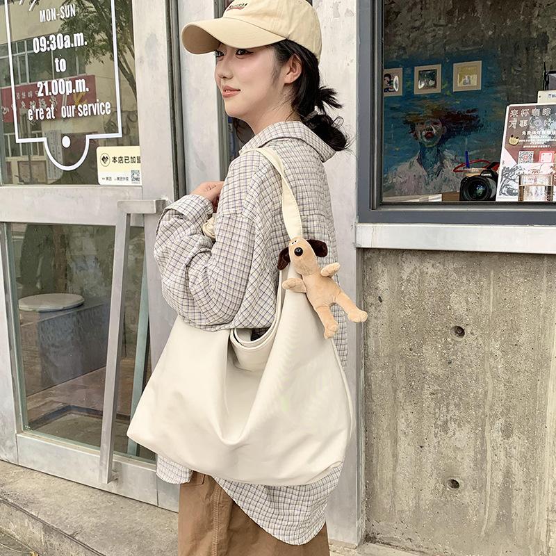 Retro Large-capacity Tote Bag, New Niche Casual Shoulder Bag, Commuter Crossbody Storage Duffle Bag