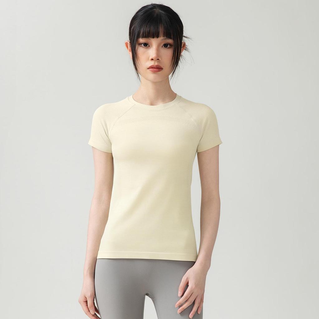 Women's Quick-Dry Yoga Top - Breathable Pilates Training T-Shirt for Summer