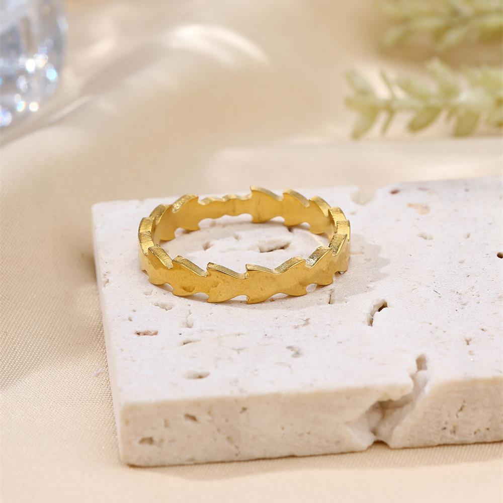 1Pcs Stainless Steel Minimalist Ring  Fashionable Couple's Finger Ring Accessory