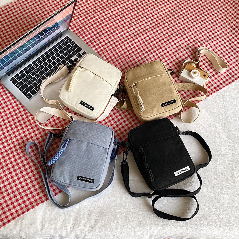 Small bag new casual and lightweight Oxford cloth shoulder bag fashion Korean version sports mobile phone bag mini messenger bag tide