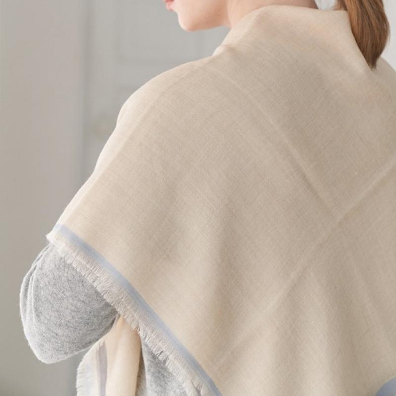 Dal Cashmere Air Scarf Square Beige