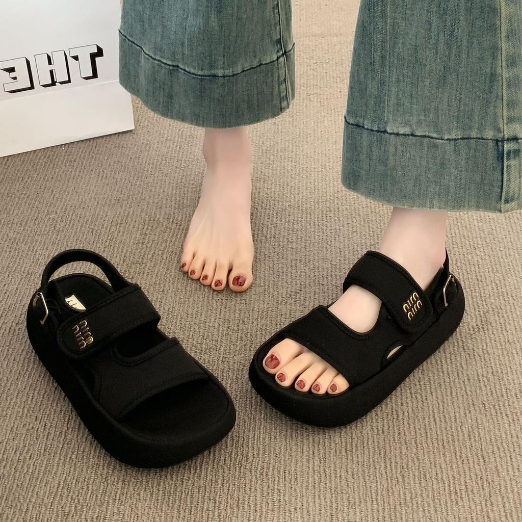 Sandals Women's New Summer Fashion Commuting Versatile Small Man Height Increase Platform Casual Beach Shoes
