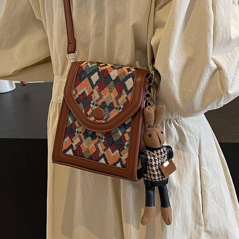 Popularne torby o wysokiej fakturze i modne pionowe torby crossbody dla kobiet Ins Niszowa torba na ramię na telefon komórkowy Torba w kratkę dla kobiet
