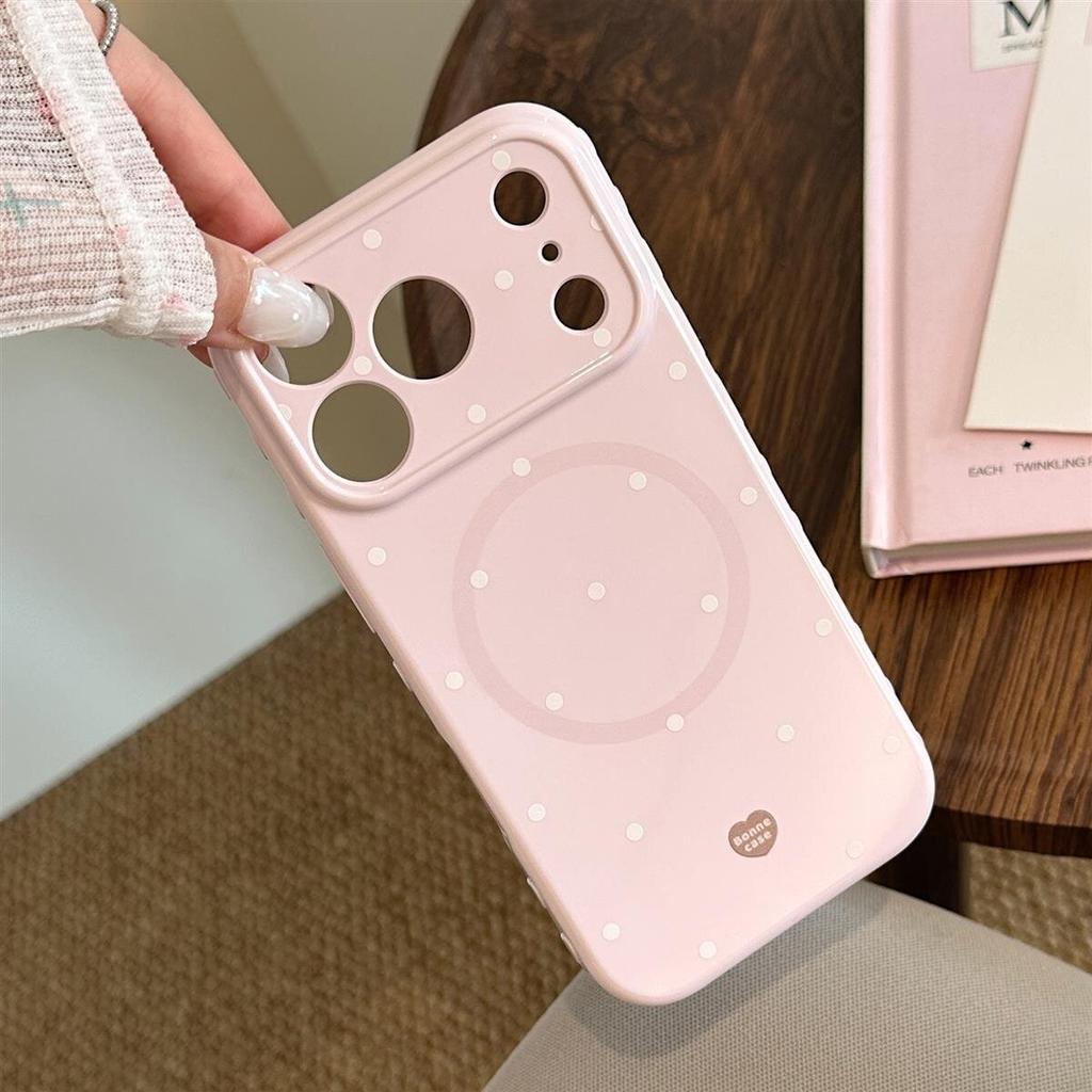 Cream polka dot Apple 17 Promax phone case iPhone 16 heart-shaped mirror magnetic suction support