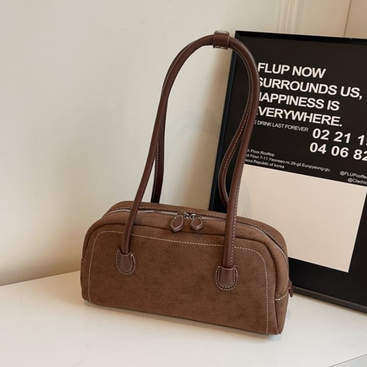 

2025 новая ретро матовая сумка подмышку портативная сумка-багет 30*7*16cm