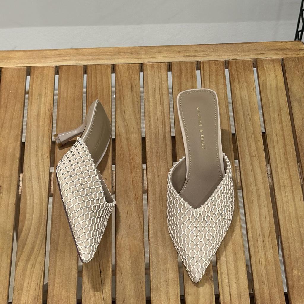 Temperament Pointed Head Thin Heel High Heel Bag Head Sandals Women's Summer 2025 New Sexy Rhinestone Mesh Fashion Sandals