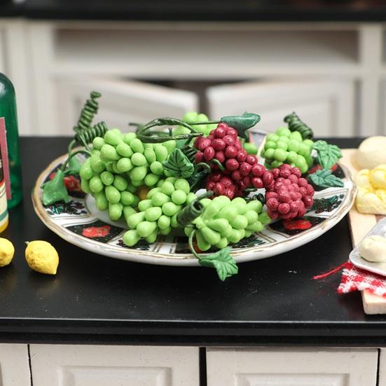 10Pcs 1:12 Realistic Fall-resistant Ornamental Burrs Free Dollhouse Fruit Kids Play Toy Micro Landscape Supply Simulated Grape Model