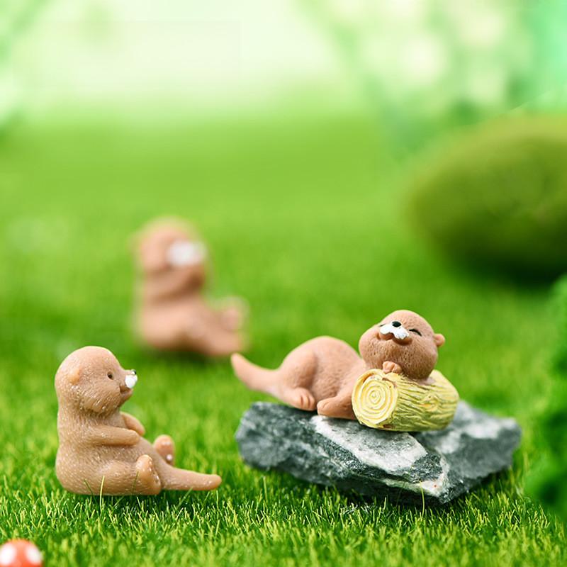 Cute Resin Otter Keychain Artistic Cartoon Miniature Ornament Diy Accessory