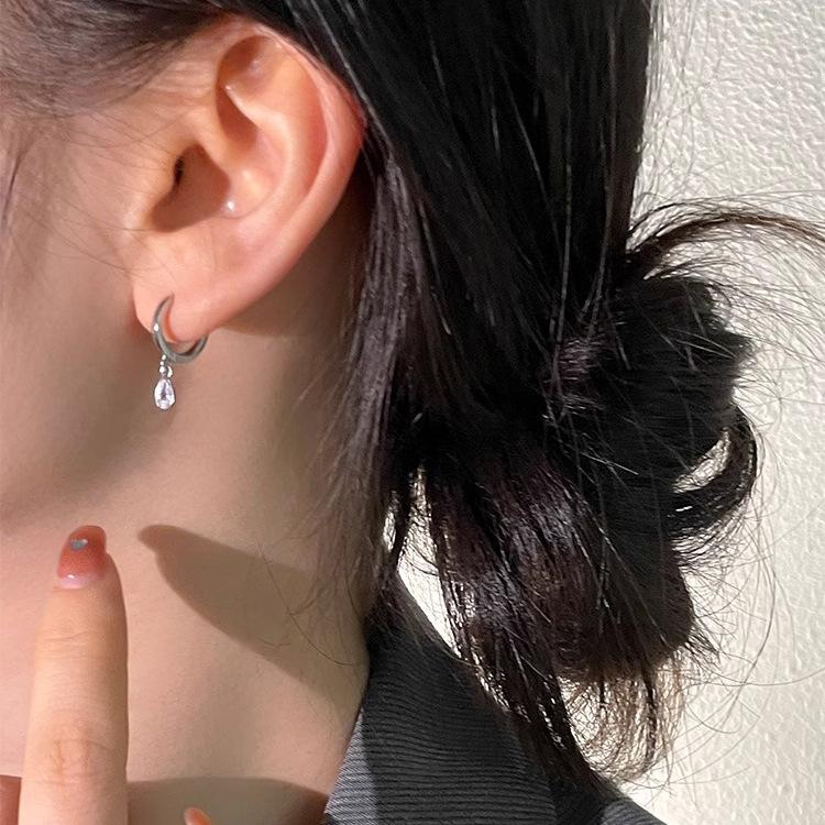 Korean water drop earrings women's exquisite small temperament high-end sense light luxury niche simple earrings new earrings earrings