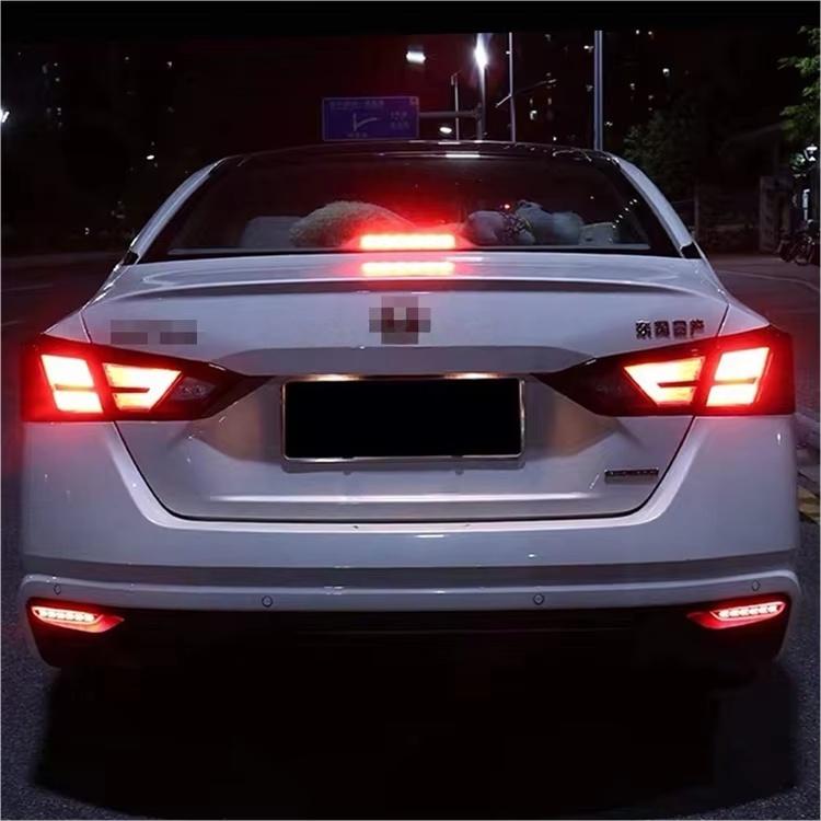 LED Rear Bumper Lights for Nissan Altima Rogue Sport QASHIQAI Infiniti Q50 Q70 Reflector Tail Brake Lamp Driving Light
