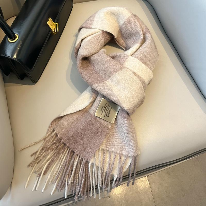 New pure wool plaid scarf British men and women couples winter warm double-sided fringed high-end scarf
