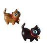Curious Cat Figurine: Green Sandalwood Desktop Ornament - Creative Gift for Boys & Girls