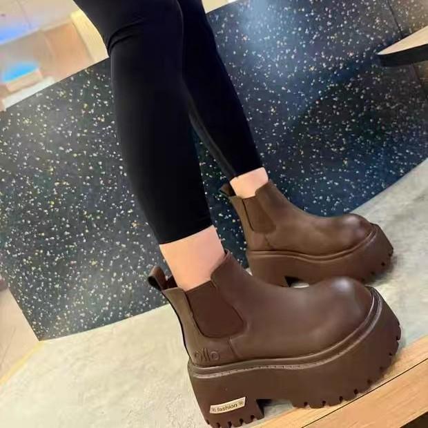 2025 new Korean version of fashion versatile thick-soled heightening Martin boots women's comfortable casual shoes ins trendy women's boots tide