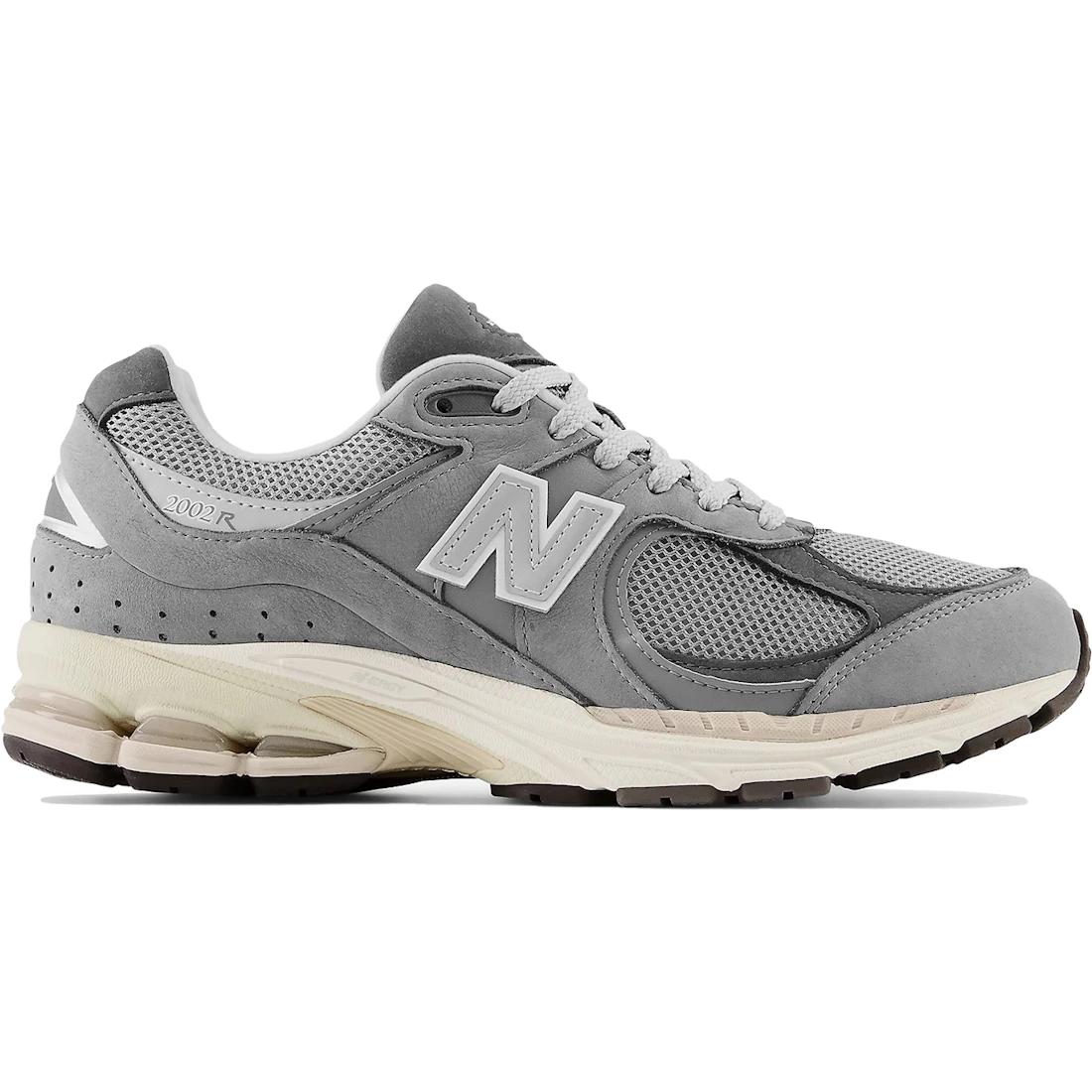 

Кроссовки New Balance 2002R Серо-бежевые(М2002РНМ) 36