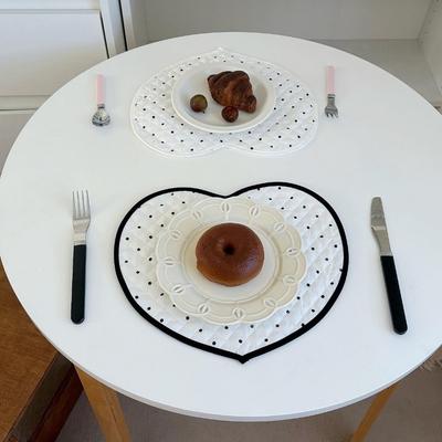 Tovagliette a Pois Francesi a Forma di Cuore Cotone Decorativo Isolante Tappetino da Tavola Amore Tessuto Trapuntato Sottobicchiere Arredamento Casa