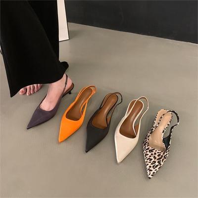 Französische High-Heel-Taschenkopf-Sandalen Feenschuhe 2024 neuer Sommer Retro-Temperament Nische dünner Absatz spitz zulaufende Einzelne Schuhe