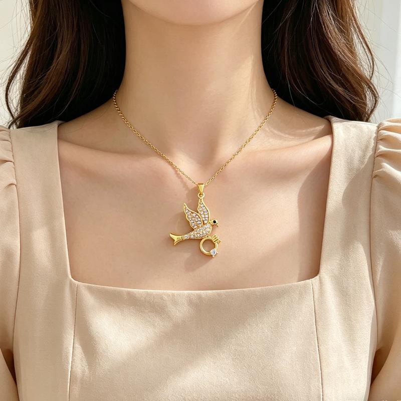 Female Versatile Collarbone Personalized Swallow Necklace A133
