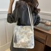 Large Capacity Embroidery Shoulder Bag Butterfly Women Handbag Sweet Flower Bucket Bag  Outdoor