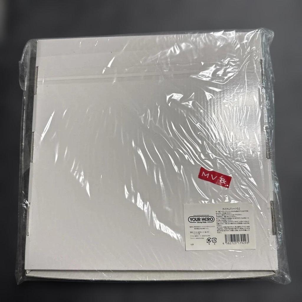 [USED] Stray Kids YOUR HERO Custom T-shirt Size L