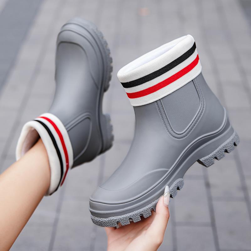 Women's new rain shoes boots outdoor work rubber shoes lightweight non-slip kitchen overshoes
