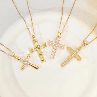 Collana Croce Zircone da Donna Personalità Versatile di Lusso Leggero Catenina con Pendente Micro-Incastonato Accessori