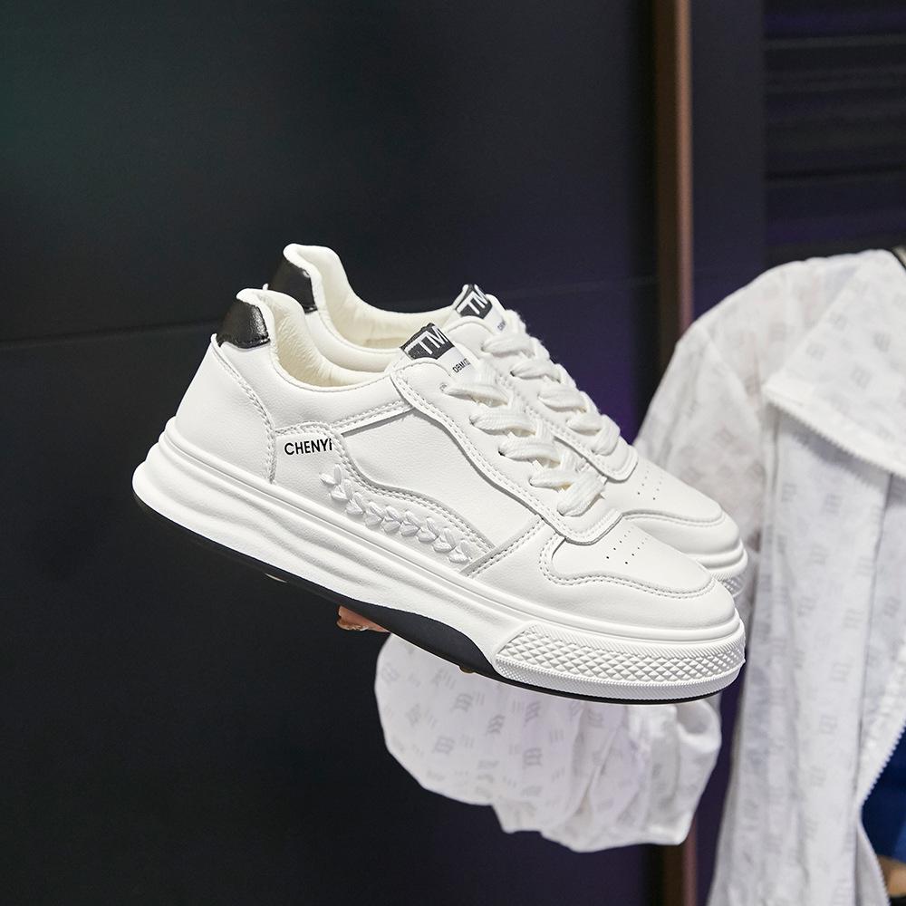 

Summer Luj leather flat white shoes women s new student versatile leisure sports soft 35 чорний