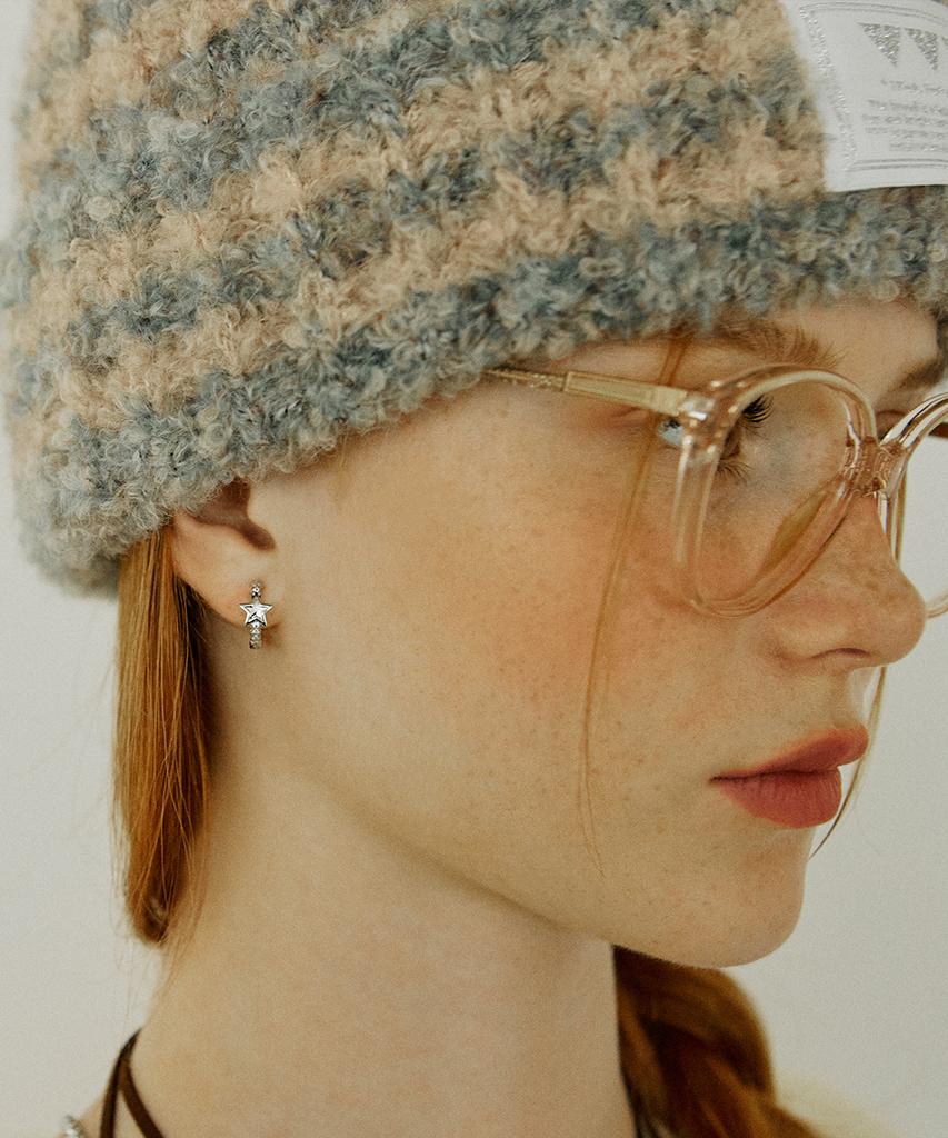Vvv Point Star One-Touch Ring Earrings