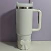 Schleife Dekorativ Silikonbecher Bodenschutzhülle 40oz 30oz Becher Schutzhülle Tragbare Wasserflasche Kissen Becherzubehör