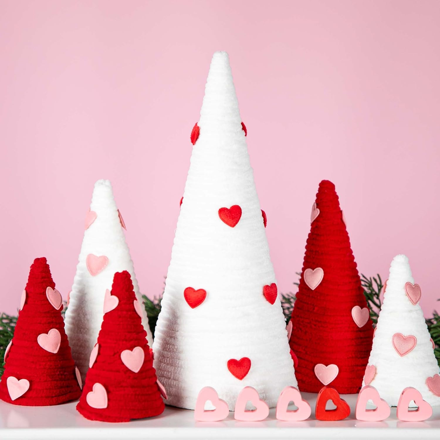 Iceyyyy 6 Pcs Valentine Day Tree Table Decorations Set-Artificial Yarn Wrapped Mini Trees with Heart Decor-Pink White Valentine s Day Tabletop Tree